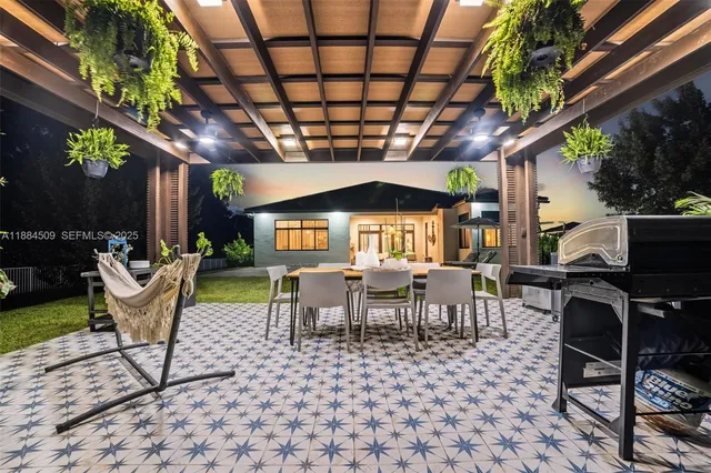 $2,349,000 | 5000 Southwest 159th Avenue, Southwest Ranches, FL 33331