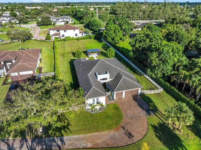 $2,349,000 | 5000 Southwest 159th Avenue, Southwest Ranches, FL 33331