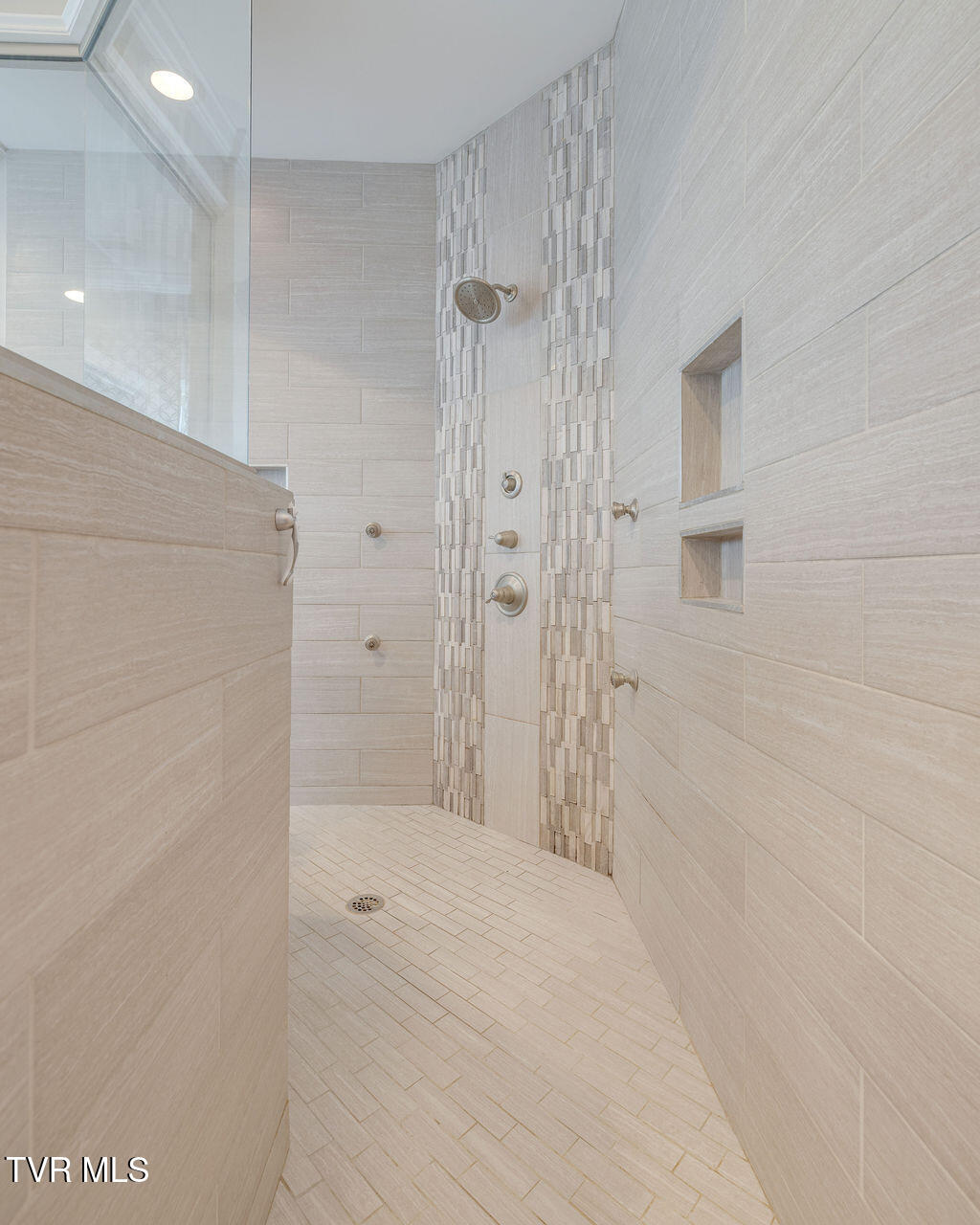 1024 Little Shadden Way Gray, TN 37615 - Photo 26 of 55 026