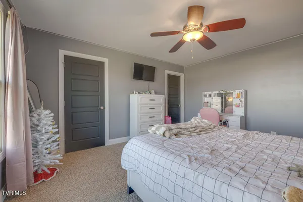 $779,000 | 1024 Little Shadden Way, Gray, TN 37615
