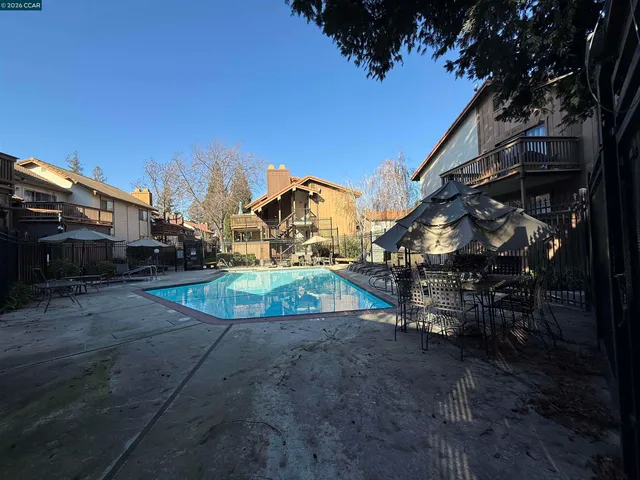 $349,950 | 2055 Sierra Road, Unit 12, Concord, CA 94518