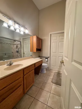 $205,000 | 1103 Hawthorn Ridge, Macomb, IL 61455