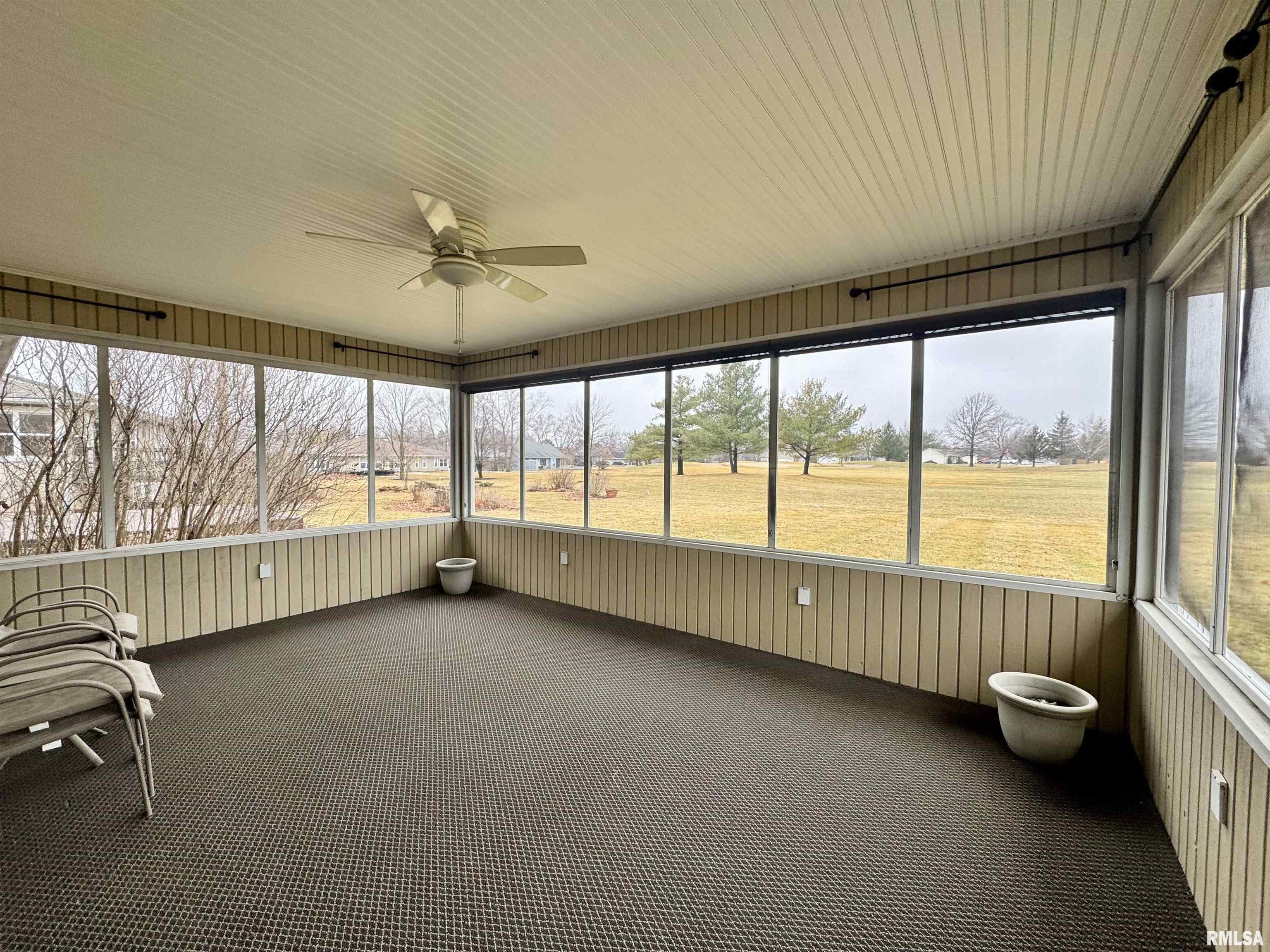 1103 Hawthorn Ridge Macomb, IL 61455 - Photo 28 of 31