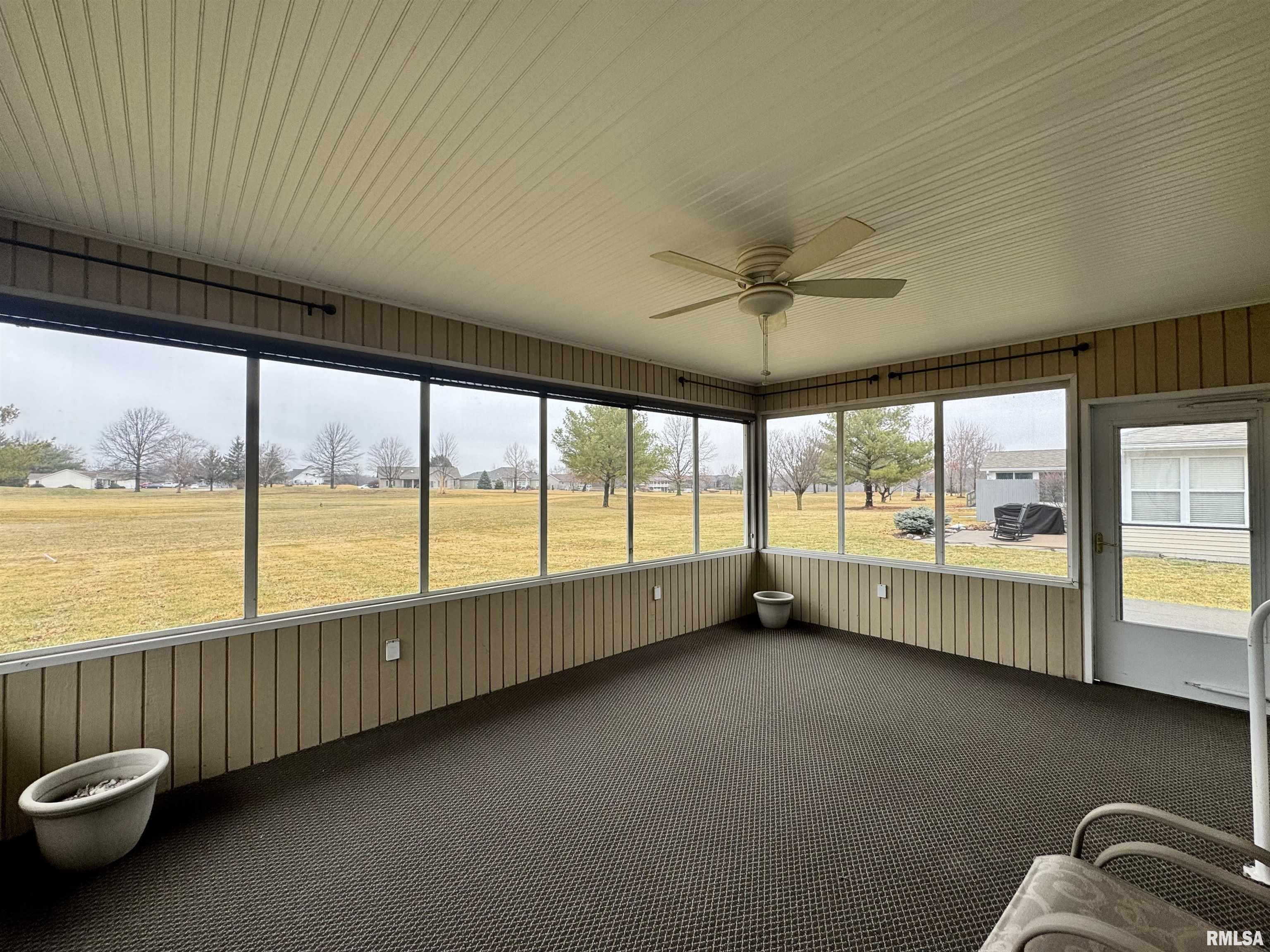 1103 Hawthorn Ridge Macomb, IL 61455 - Photo 29 of 31