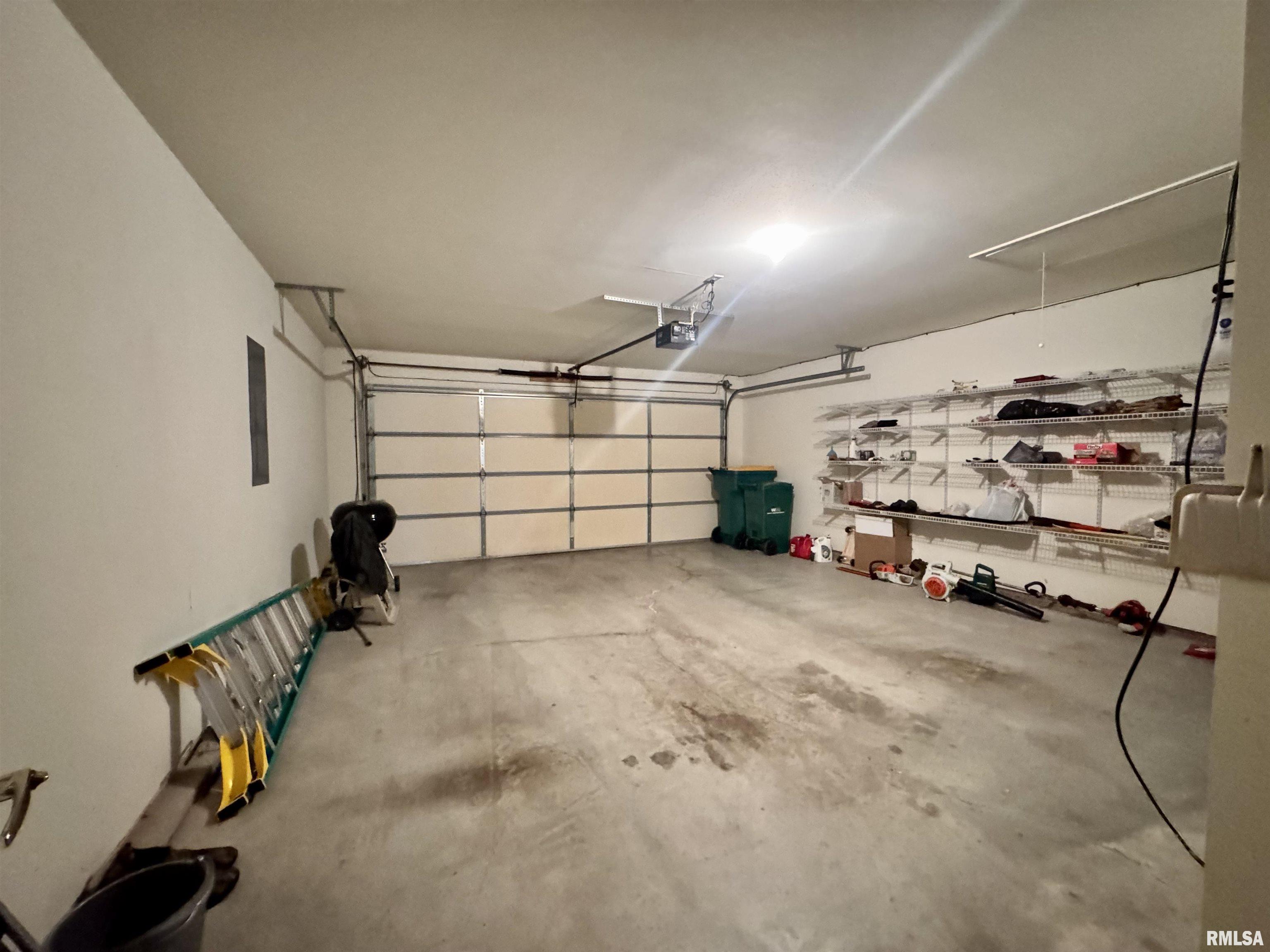 1103 Hawthorn Ridge Macomb, IL 61455 - Photo 31 of 31