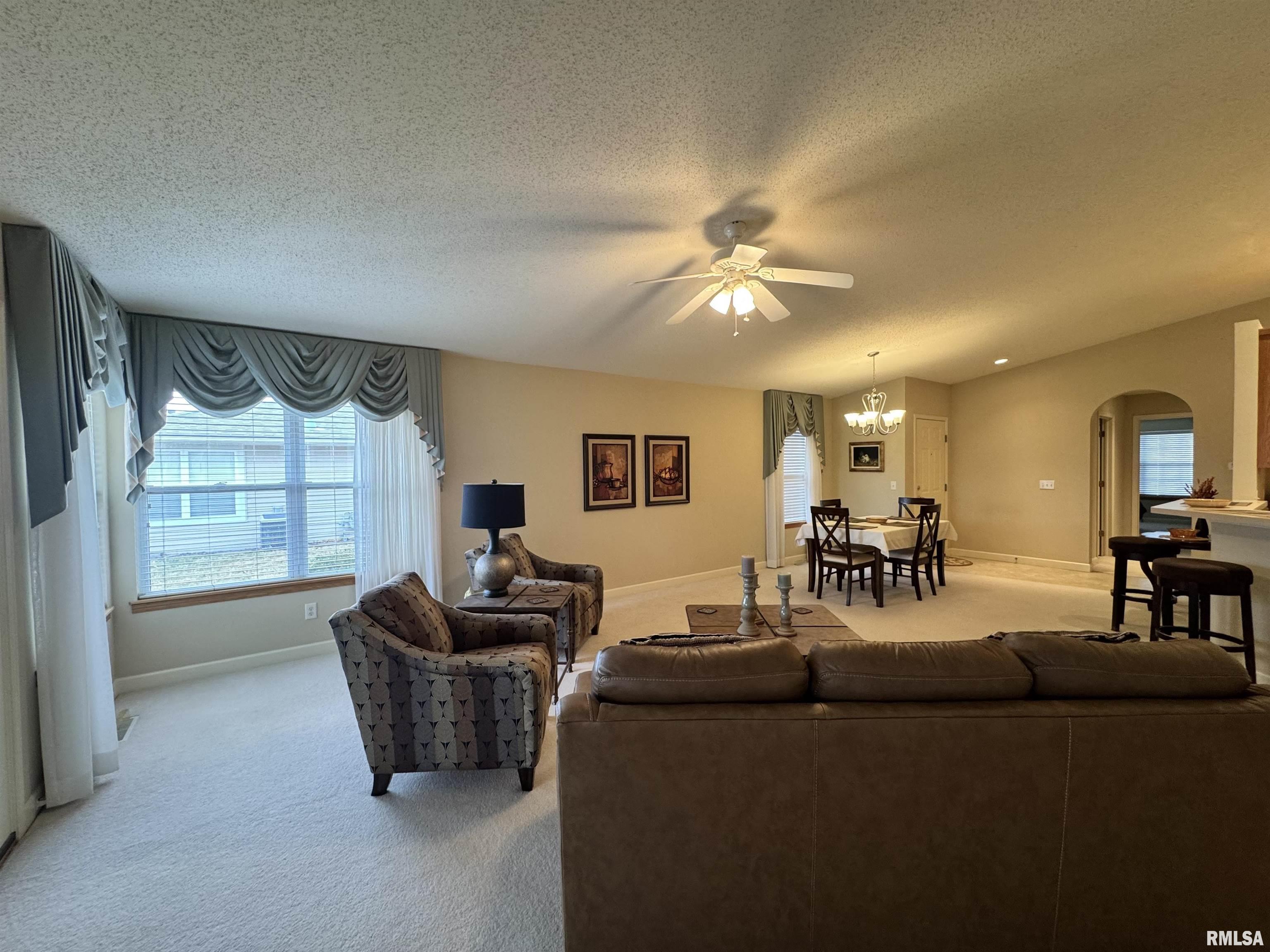 1103 Hawthorn Ridge Macomb, IL 61455 - Photo 9 of 31