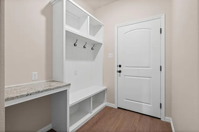 $270,000 | 901 Southwest 10th Street, Mineral Wells, TX 76067