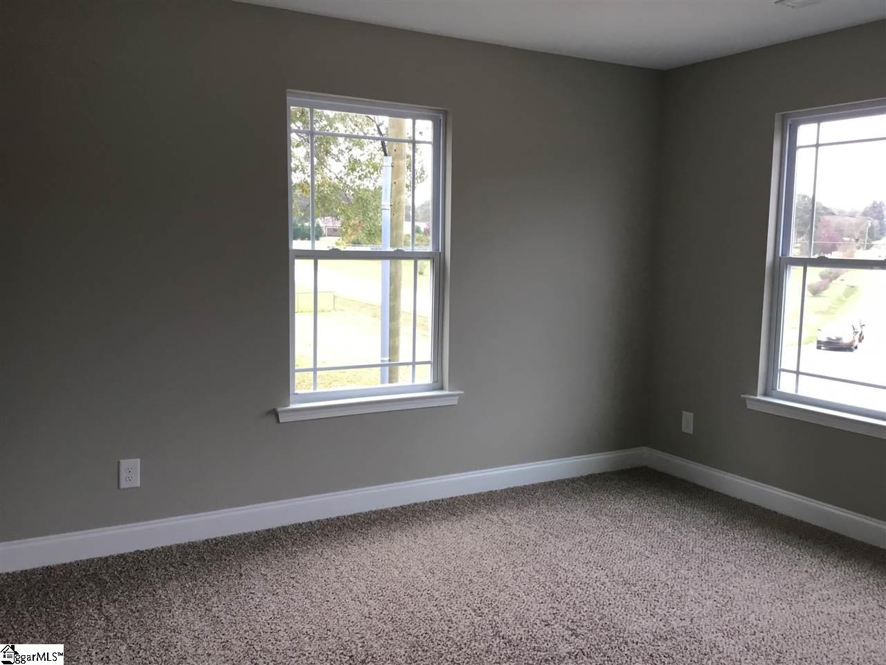 489 Clover Road Duncan, SC 29334 - Photo 19 of 32