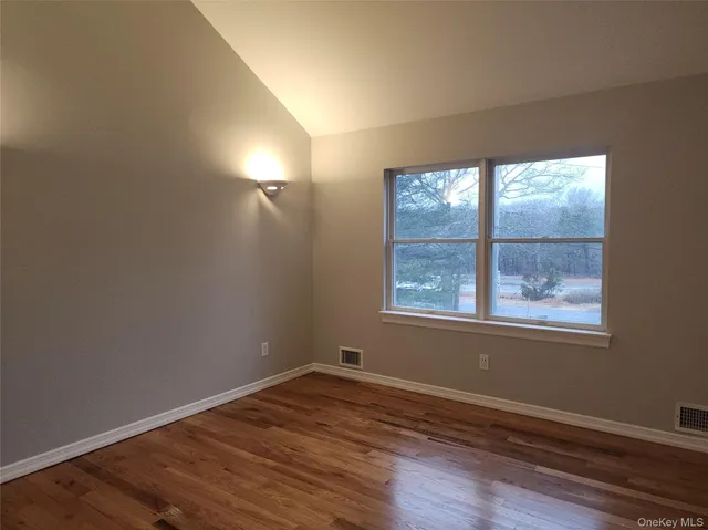 $1,149,900 | 1 A Jackson Avenue, Unit A, Hampton Bays, NY 11946