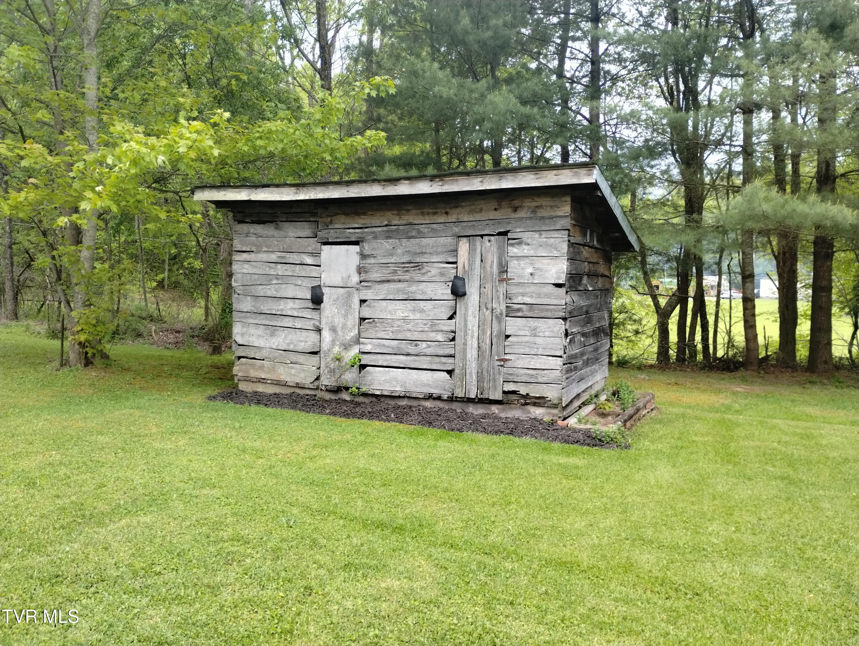 6560 Gilliam Road Wise, VA 24293 - Photo 10 of 22 Shed