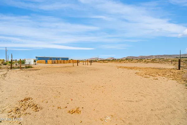 $169,900 | 9 Stanley Lane, Yerington, NV 89447