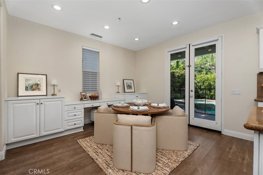 9 Franklin Way Ladera Ranch, CA 92694 - Photo 11 of 45 Breakfast Nook off the Kitchen