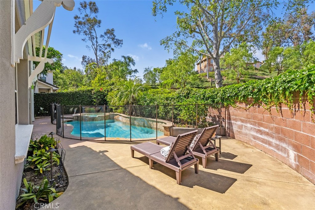 9 Franklin Way Ladera Ranch, CA 92694 - Photo 29 of 45 Backyard with Pool