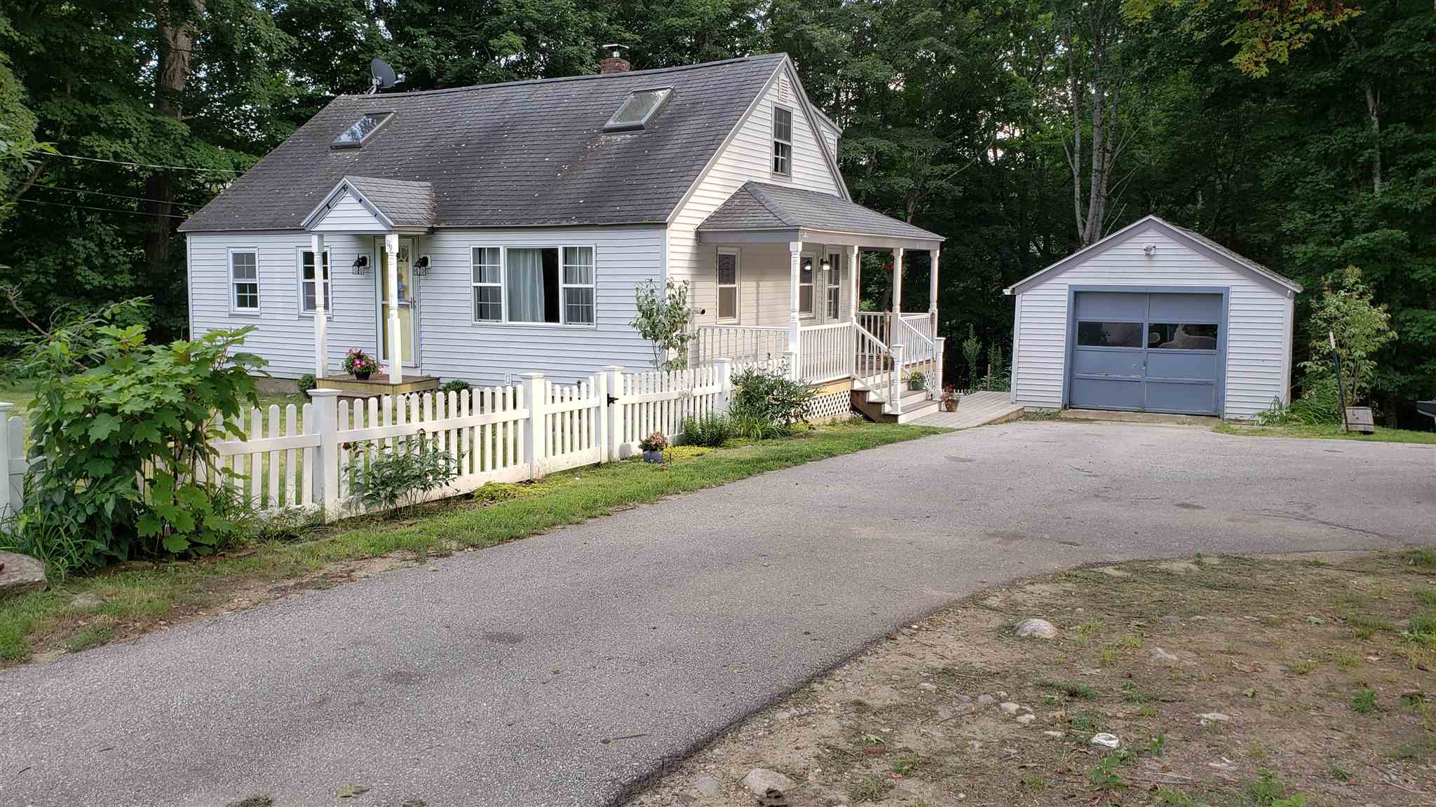 109 Nottingham Road Deerfield, NH 03037 - Photo 1 of 21