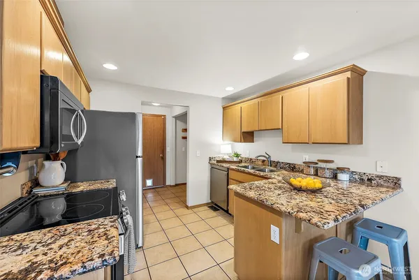 $409,995 | 1504 102nd Street East, Tacoma, WA 98445