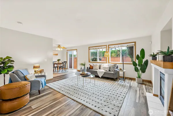 $409,995 | 1504 102nd Street East, Tacoma, WA 98445