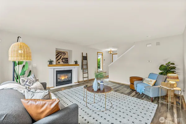 $409,995 | 1504 102nd Street East, Tacoma, WA 98445