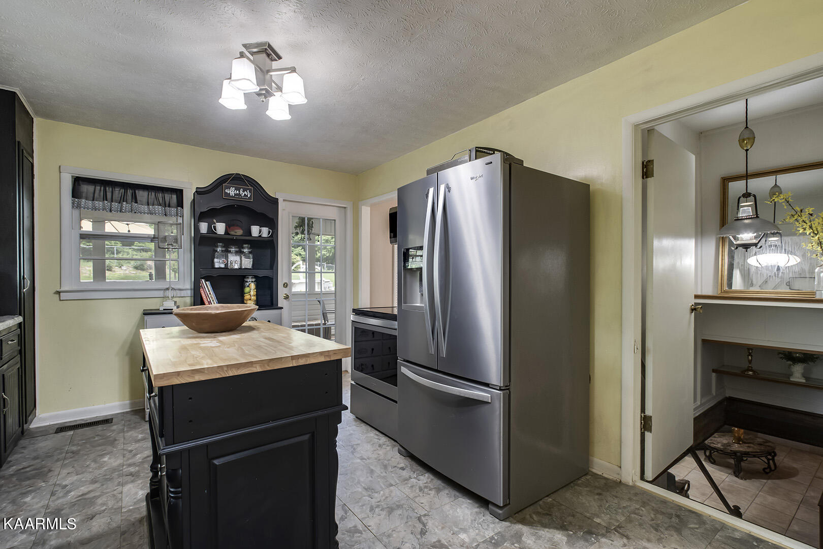 204 Brahman Road Kingston, TN 37763 - Photo 11 of 48 11_BrahmanRoad_204_Kitchen01