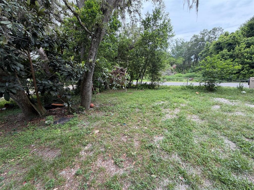 39412 Mercer Road Dade City, FL 33523 - Photo 5 of 8