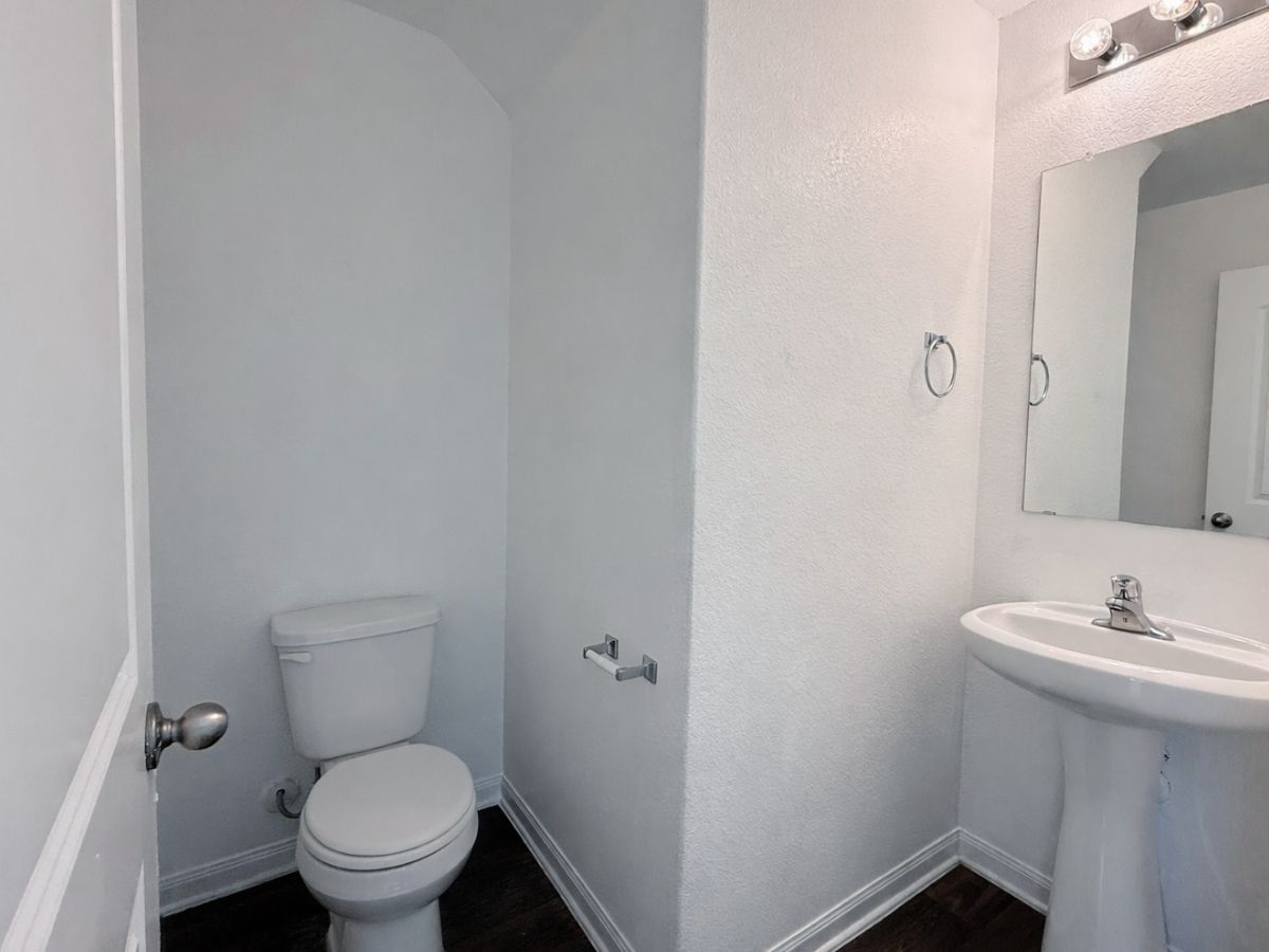 3000 Cressler Lane Jarrell, TX 76537 - Photo 7 of 24