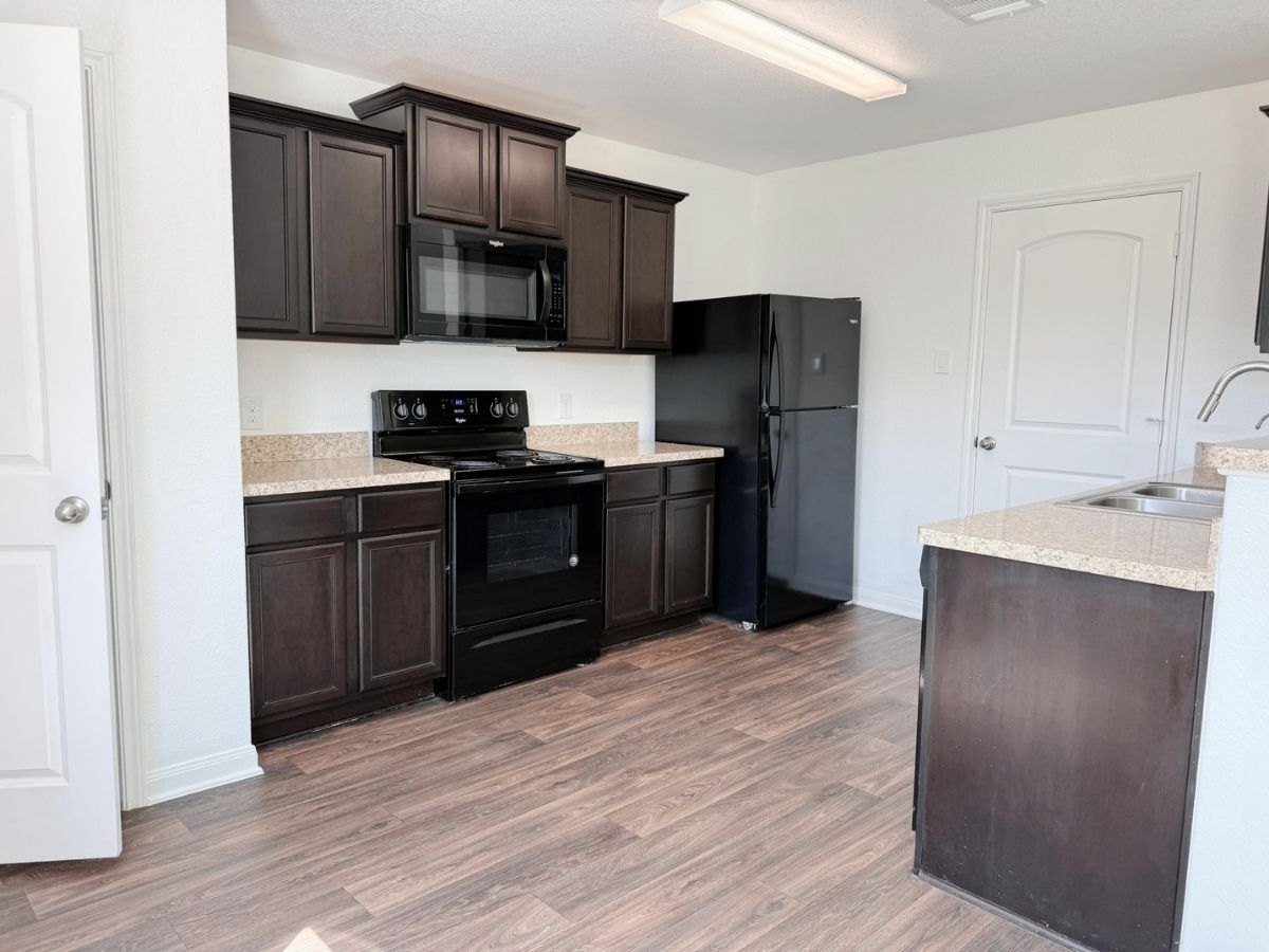 3000 Cressler Lane Jarrell, TX 76537 - Photo 8 of 24