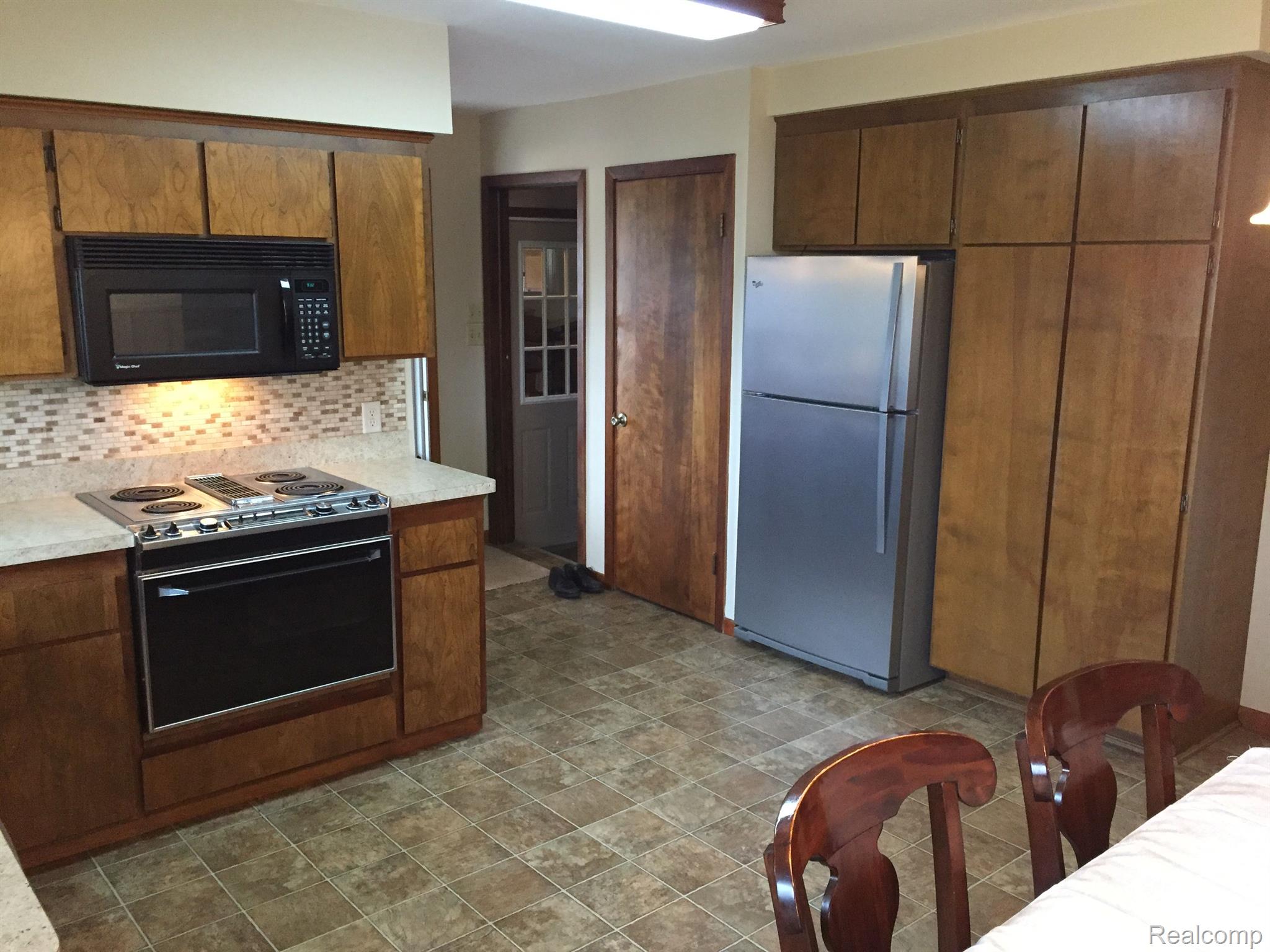 5657 Cribbins Road Avoca, MI 48006 - Photo 13 of 66 Kitchen