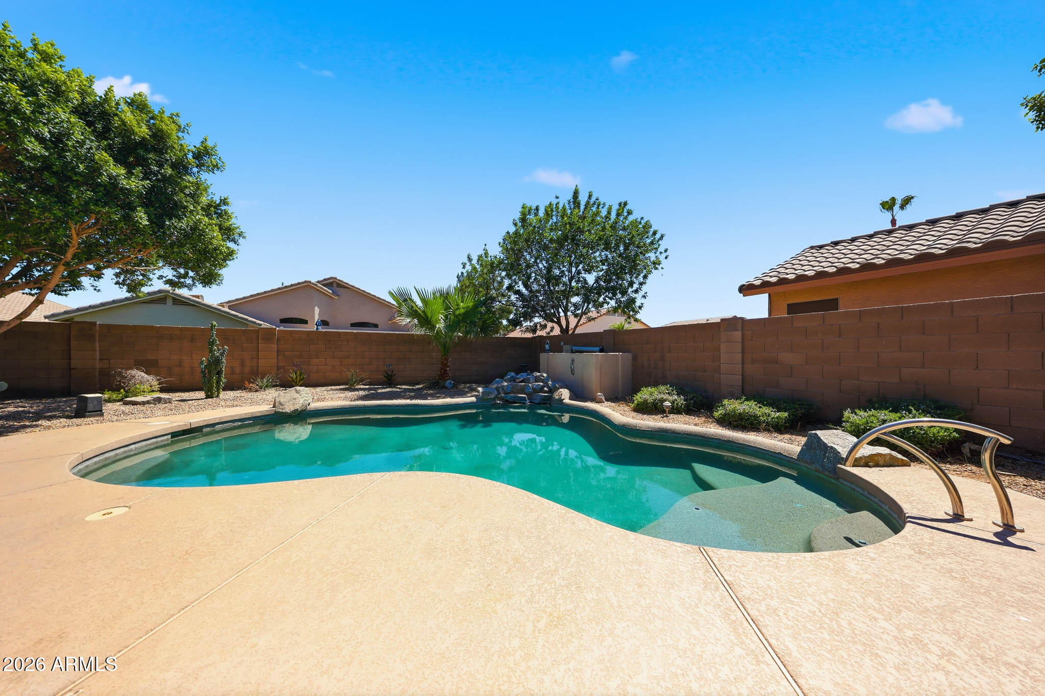 2153 East Kempton Road Chandler, AZ 85225 - Photo 25 of 50 a view of swimming pool and outdoor seating