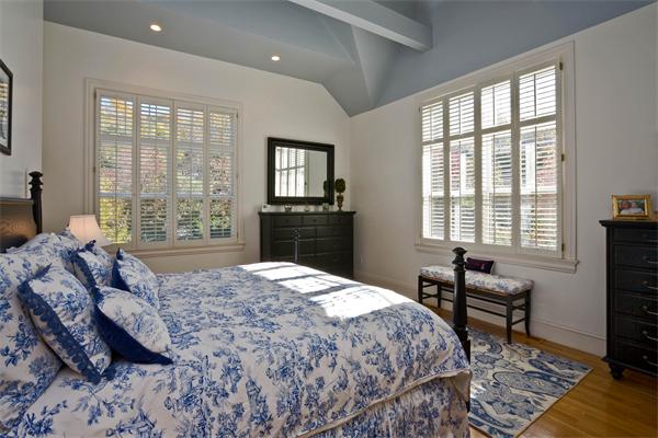 20 Whittier Road Marblehead, MA 01945 - Photo 7 of 10