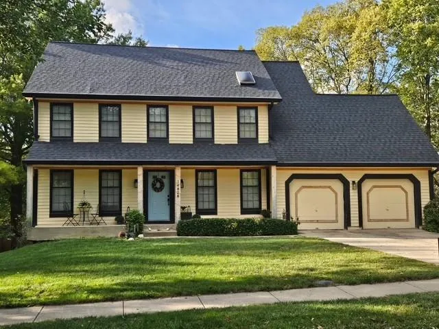 $425,000 | 14828 West 83rd Place, Lenexa, KS 66215