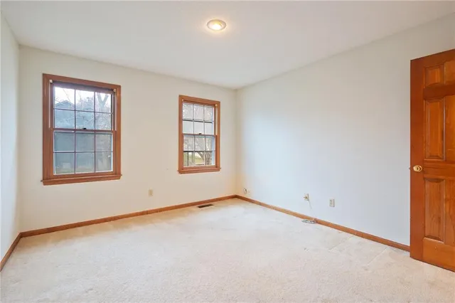 $425,000 | 14828 West 83rd Place, Lenexa, KS 66215