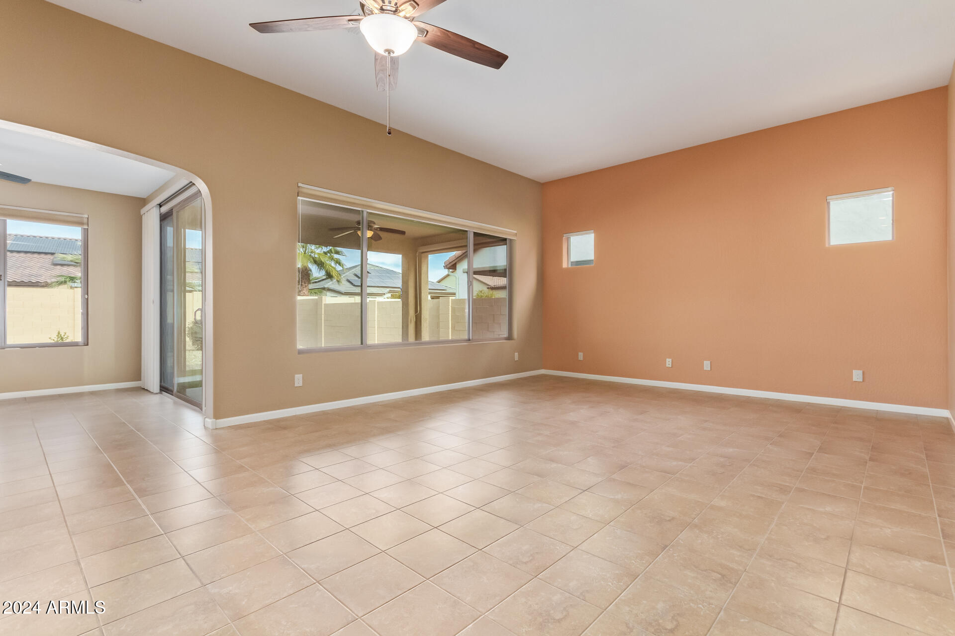 16846 West Almeria Road Goodyear, AZ 85395 - Photo 11 of 41 11 - Almeria