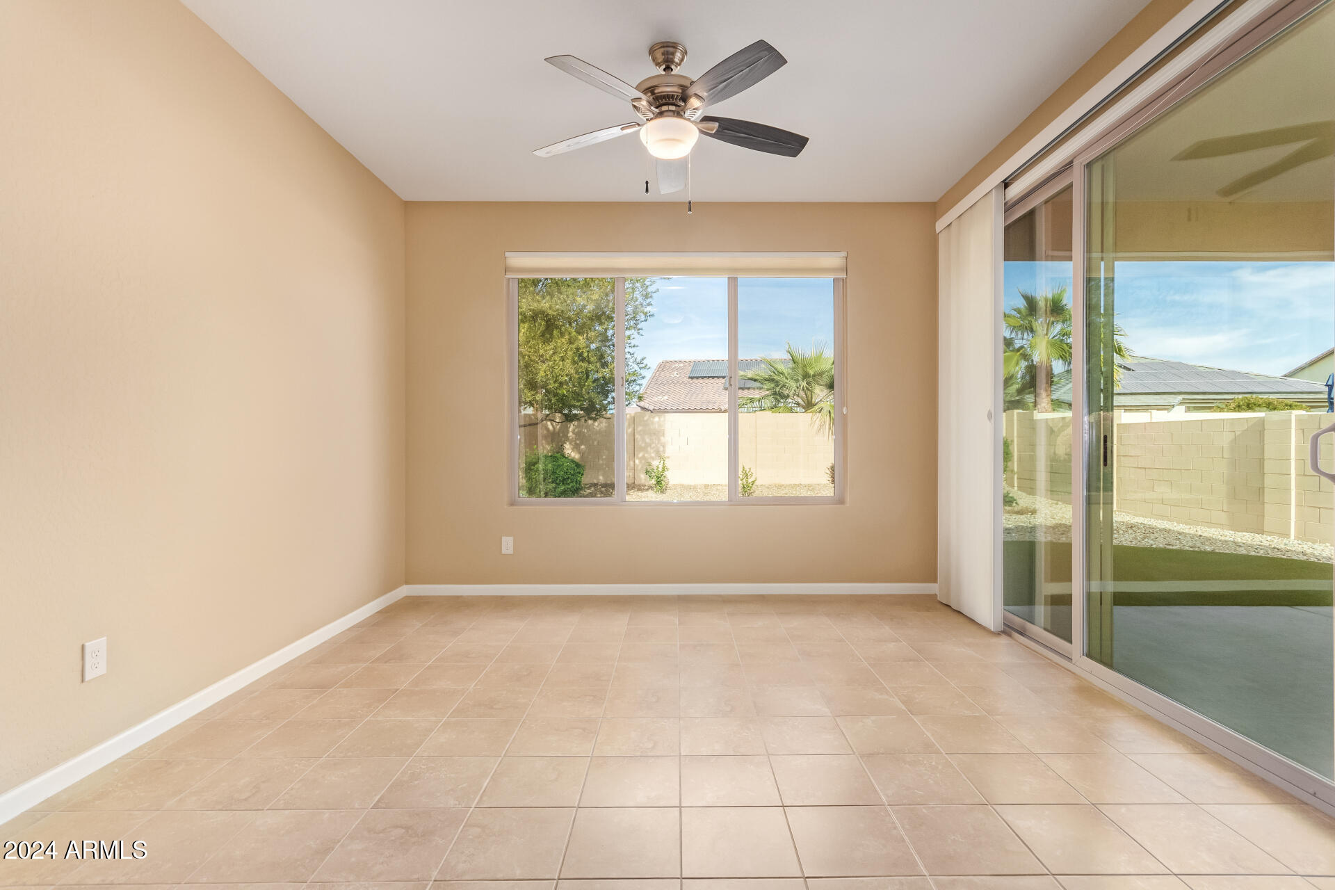 16846 West Almeria Road Goodyear, AZ 85395 - Photo 14 of 41 14 - Almeria