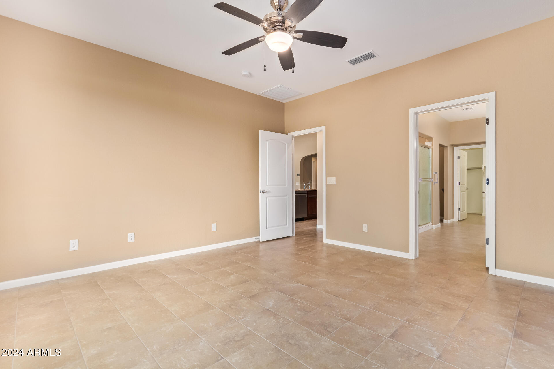 16846 West Almeria Road Goodyear, AZ 85395 - Photo 22 of 41 23 - Almeria