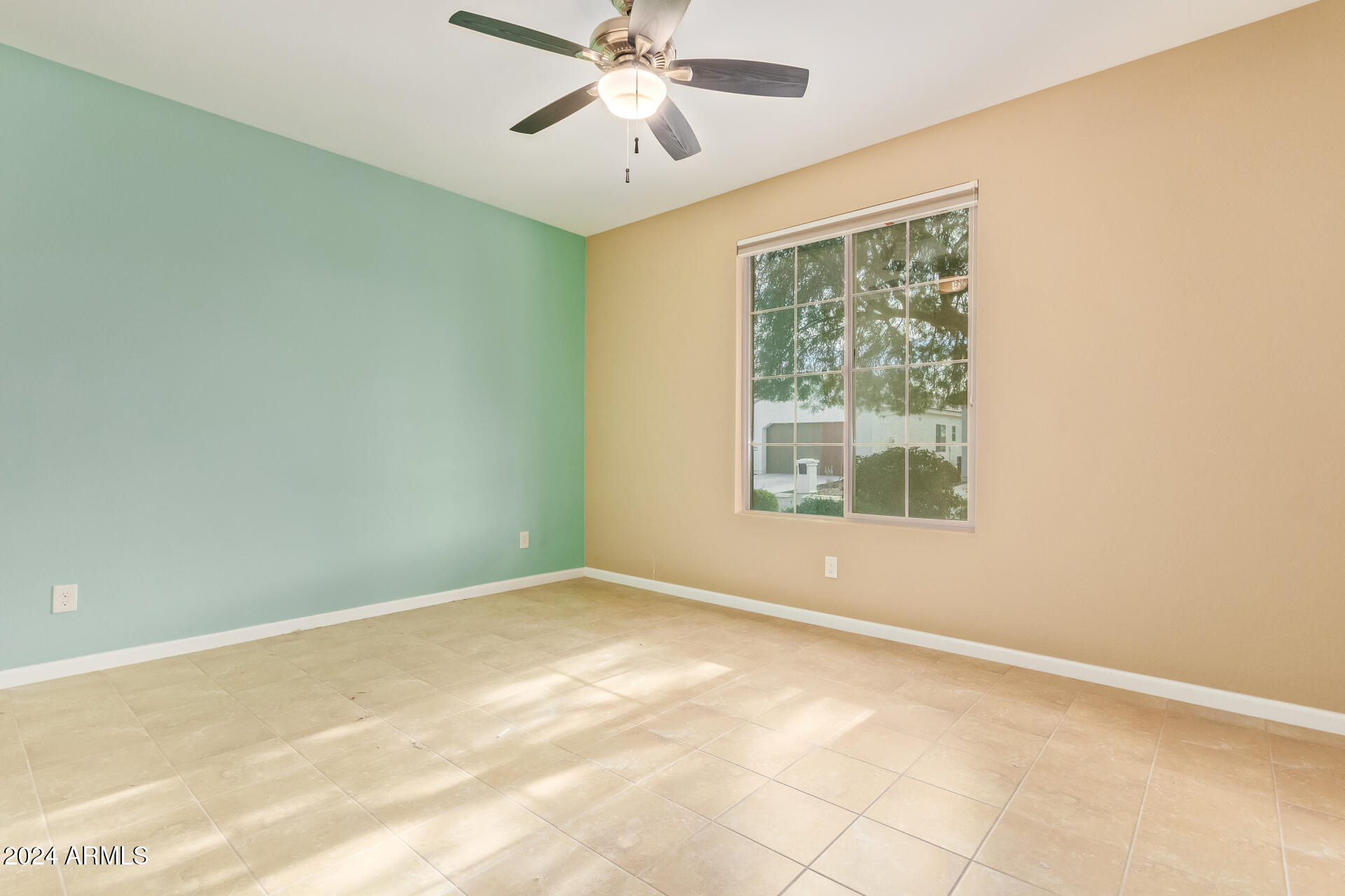 16846 West Almeria Road Goodyear, AZ 85395 - Photo 29 of 41 30 - Almeria