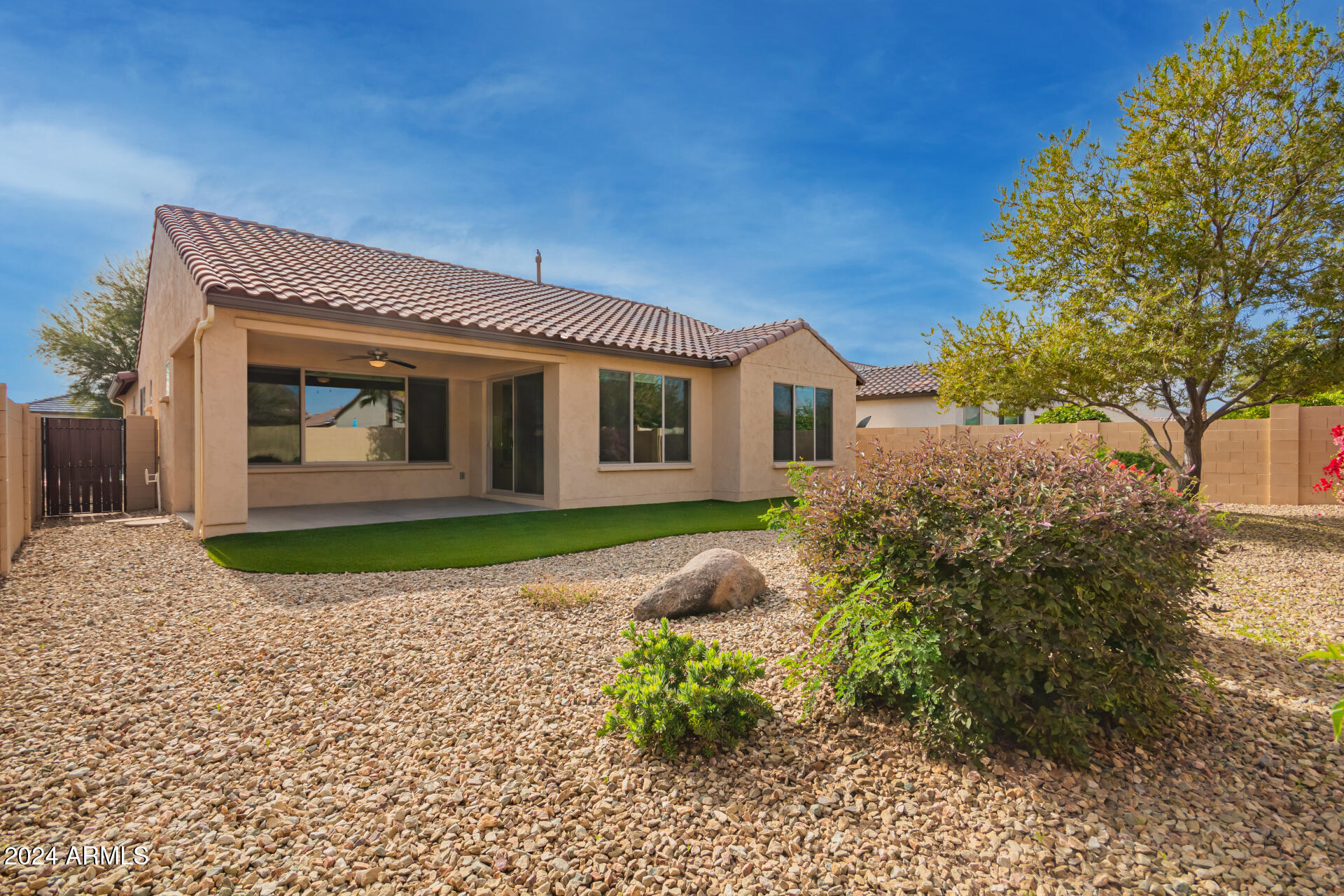 16846 West Almeria Road Goodyear, AZ 85395 - Photo 37 of 41 38 - Almeria