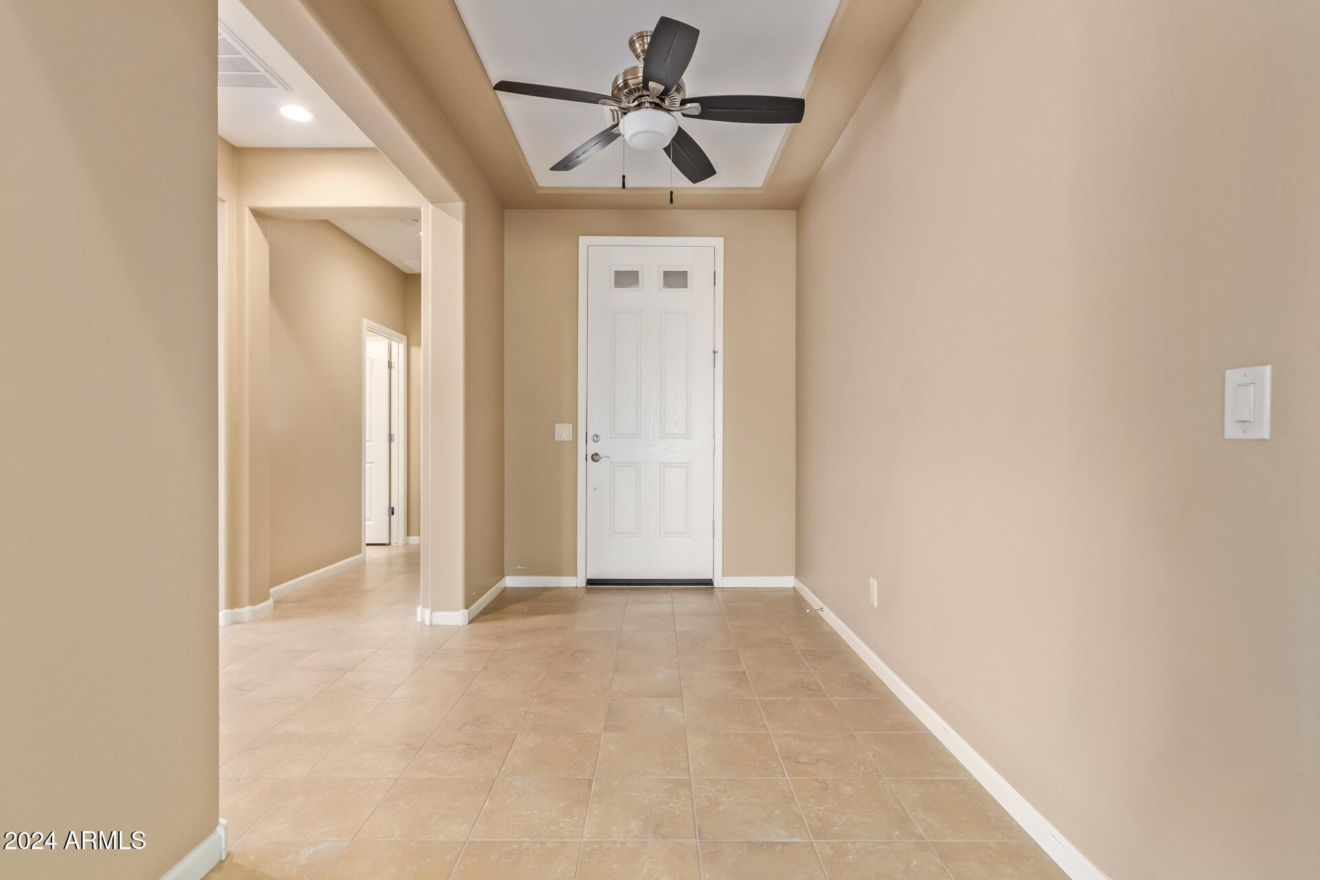16846 West Almeria Road Goodyear, AZ 85395 - Photo 8 of 41 08 - Almeria
