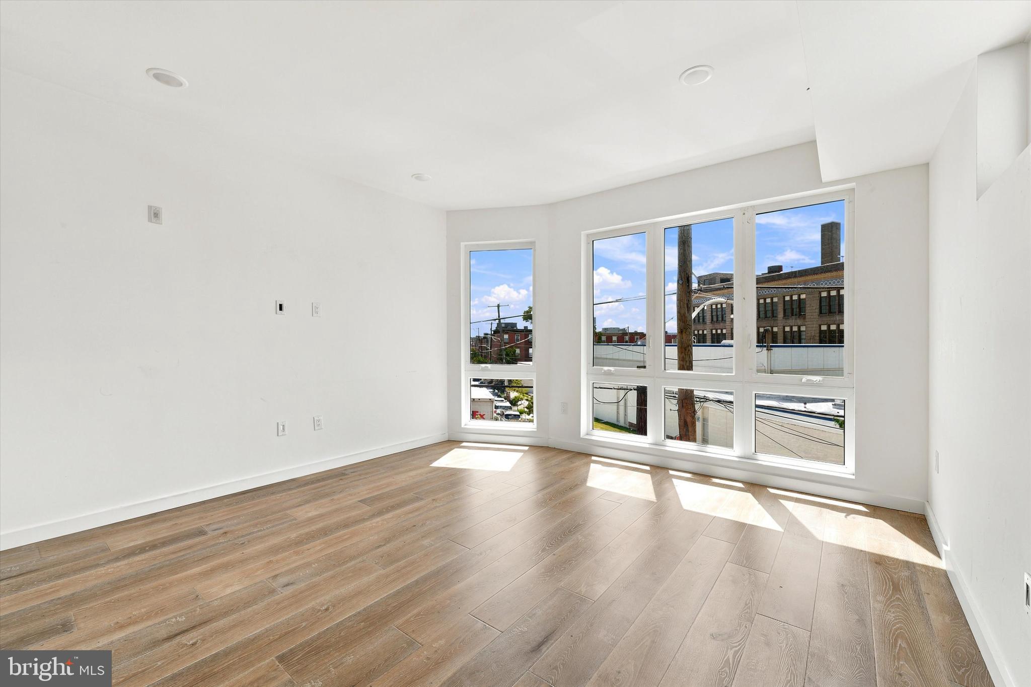 1729 Francis Street, Unit 4 Philadelphia, PA 19130 - Photo 10 of 26