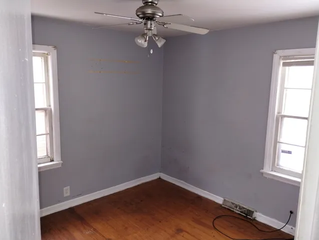 $44,900 | 14921 Oakdale Avenue, Harvey, IL 60426