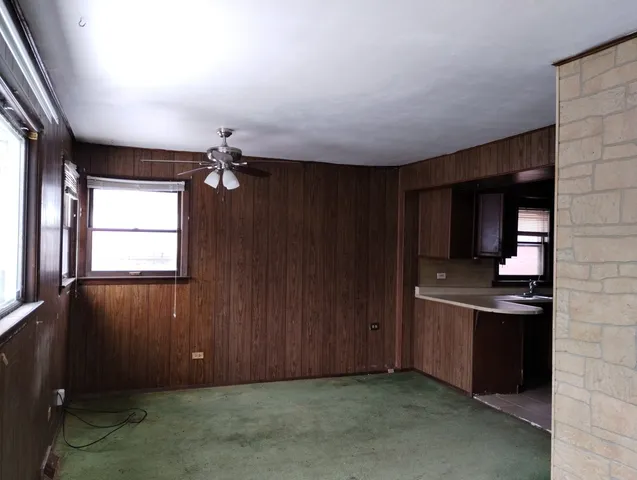 $44,900 | 14921 Oakdale Avenue, Harvey, IL 60426