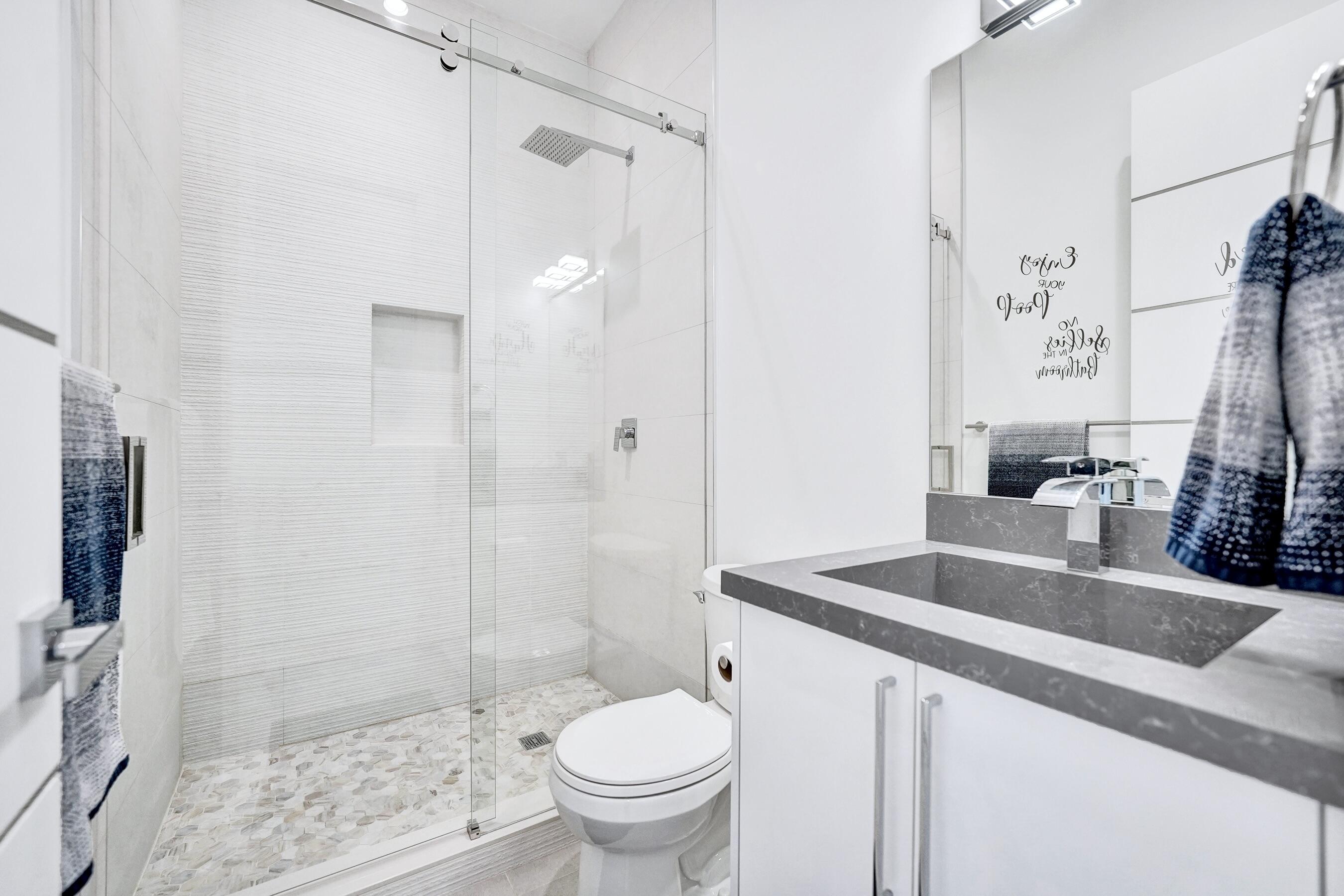 11201 Southwest 3rd Street Plantation, FL 33325 - Photo 62 of 79 Bathroom - Blue room