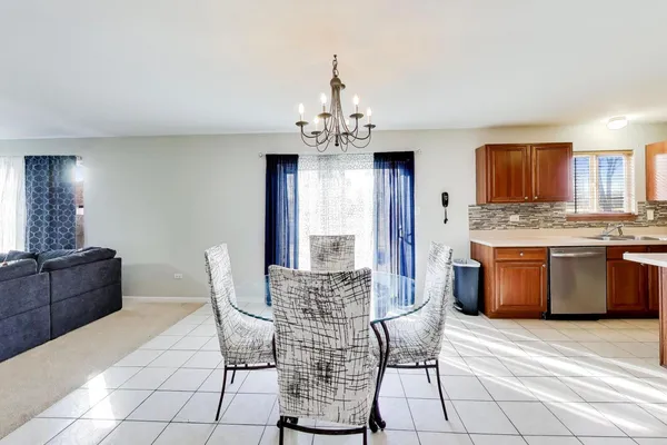 $369,999 | 1511 Thornwood Lane, Plainfield, IL 60586