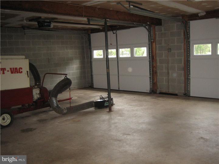 343 Ridge Road Spring City, PA 19475 - Photo 20 of 25 Garage