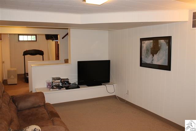 138 West Kent Road Duluth, MN 55812 - Photo 8 of 17 Gallery Image 8