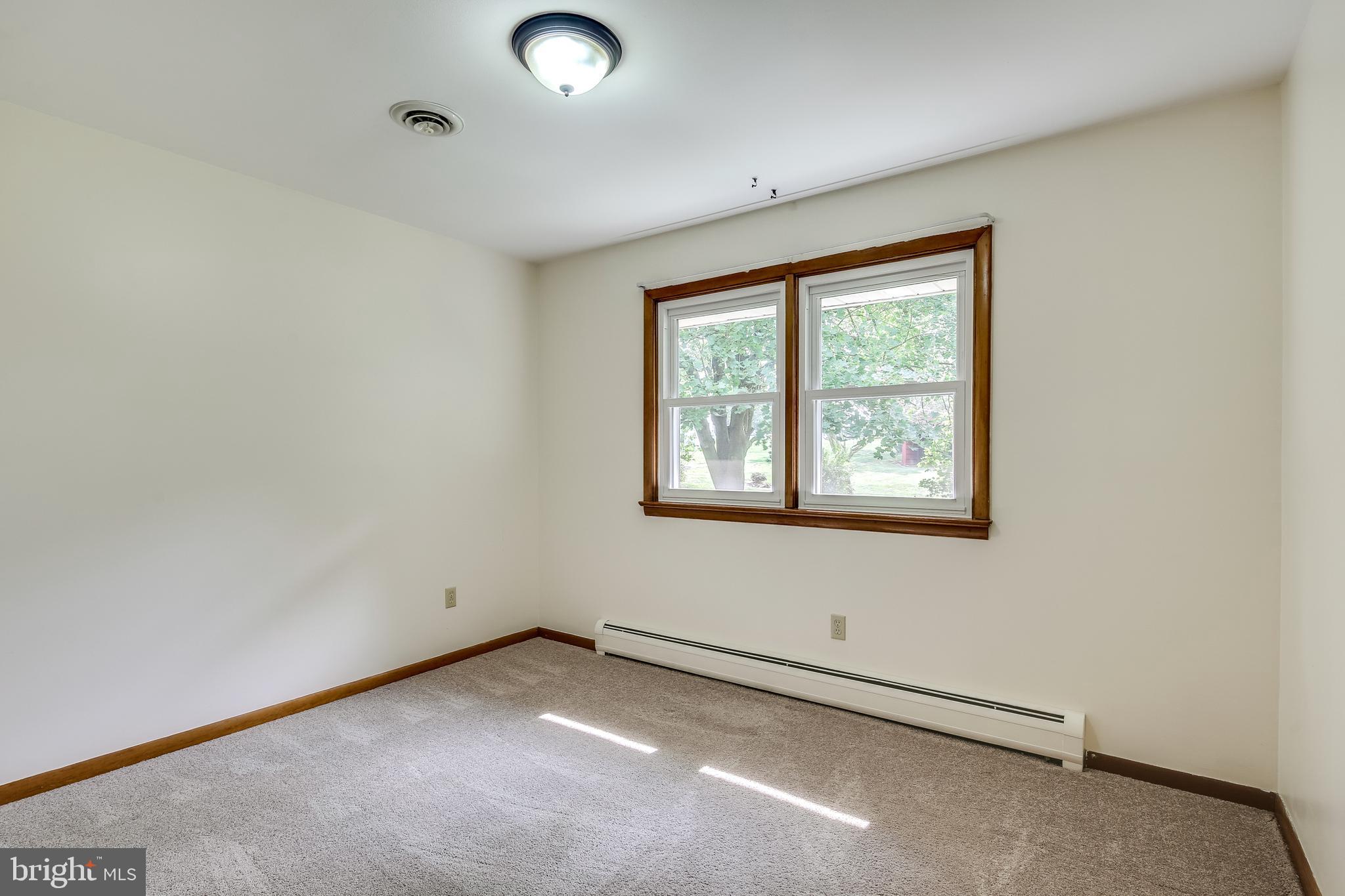 12443 Fingerboard Road Monrovia, MD 21770 - Photo 20 of 28