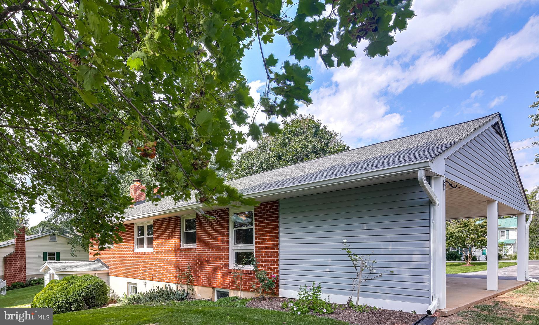 12443 Fingerboard Road Monrovia, MD 21770 - Photo 3 of 28