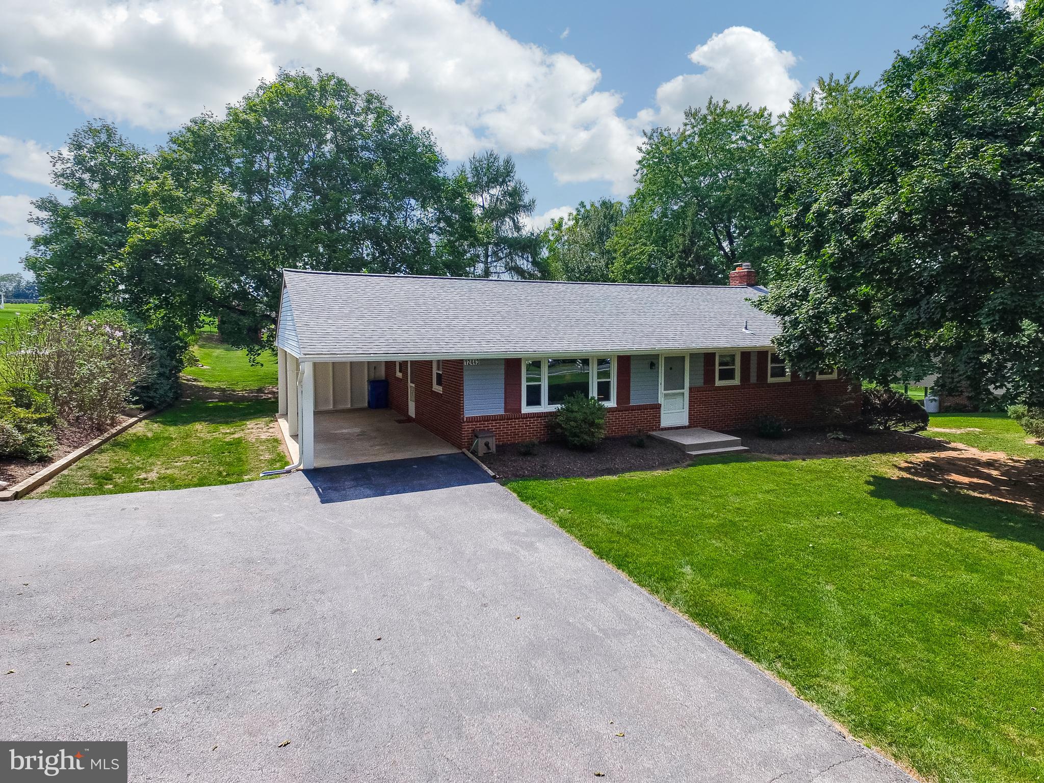 12443 Fingerboard Road Monrovia, MD 21770 - Photo 4 of 28