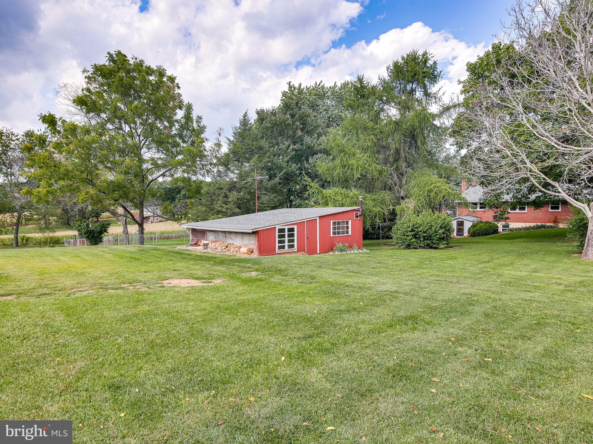 12443 Fingerboard Road Monrovia, MD 21770 - Photo 6 of 28