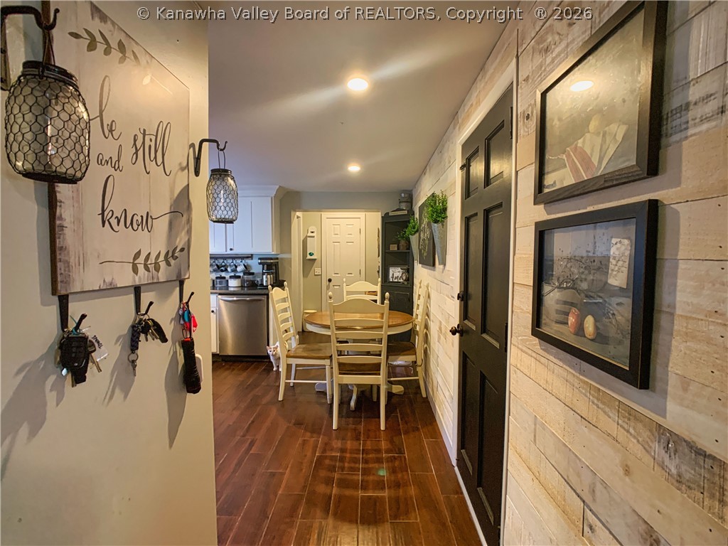 113 North Pinch Road Elkview, WV 25071 - Photo 19 of 49 Gallery Image 19