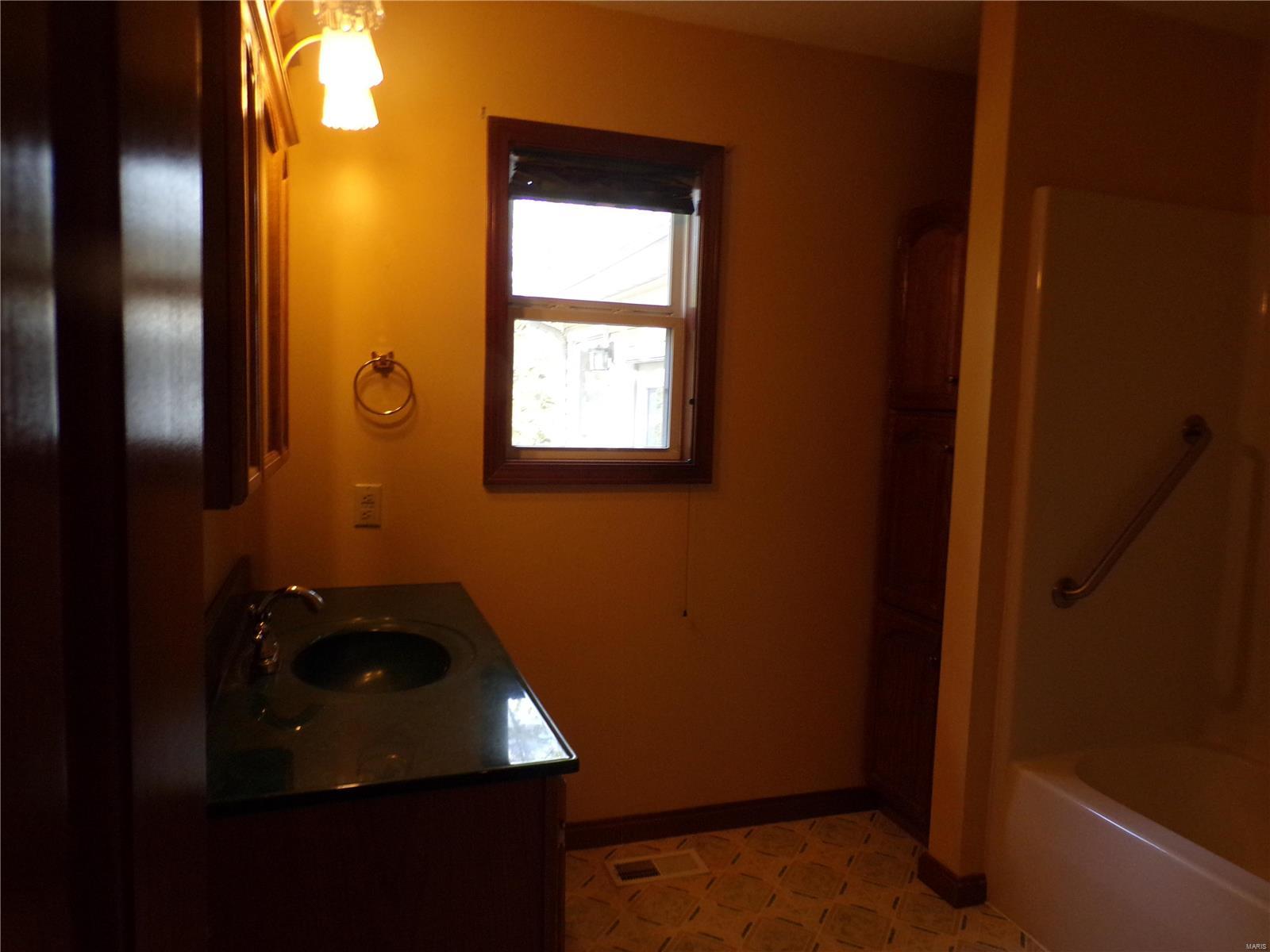 189 Meyer Drive Collinsville, IL 62234 - Photo 16 of 25