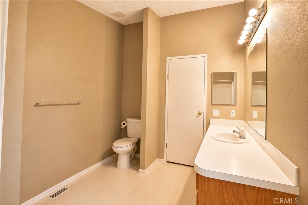 5180 Huggins Road Corning, CA 96021 - Photo 13 of 30